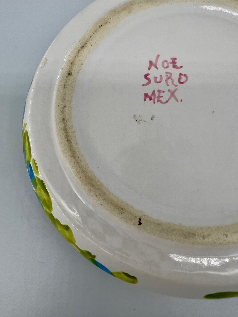 Hand-Painted vintage Ceramic Ashtray with Blue and Green Floral Accent - Picture 4 of 4